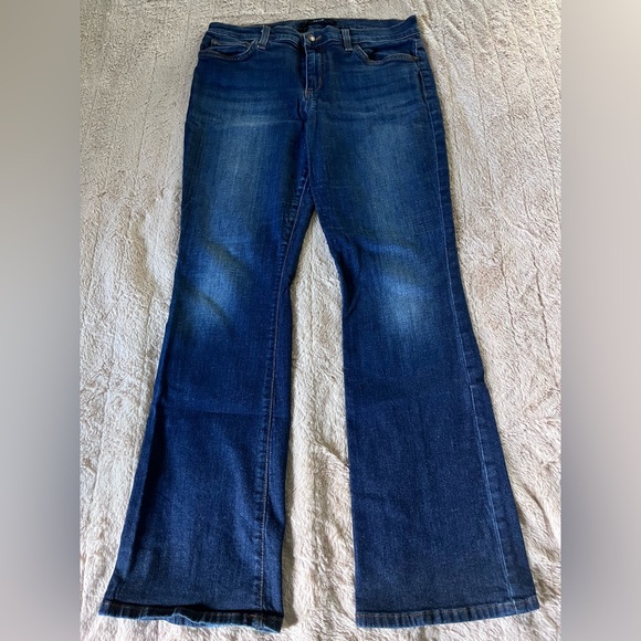 Women’s Size 30 Joe’s Jeans Petite Bootcut - Picture 1 of 5